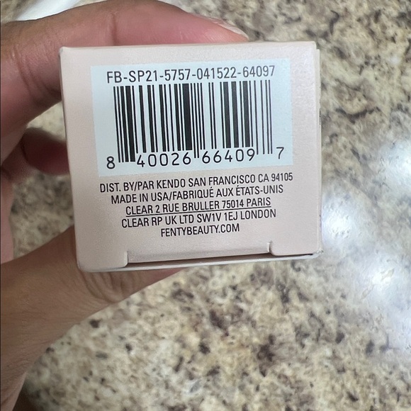 5/$35 NIB Fenty beauty match stix correcting skinstick in shade banana - Picture 12 of 13